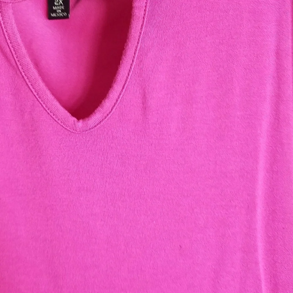 Pink top - Picture 2 of 3